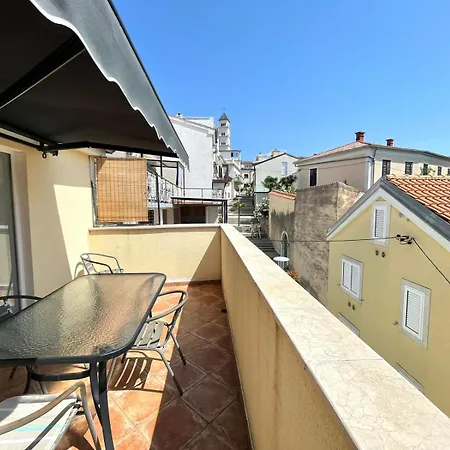 Mauro Apartment