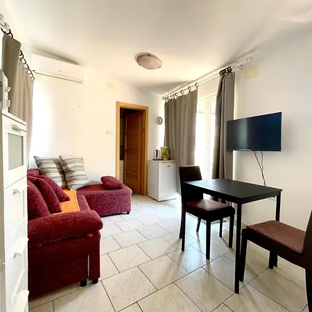 Mauro Apartment